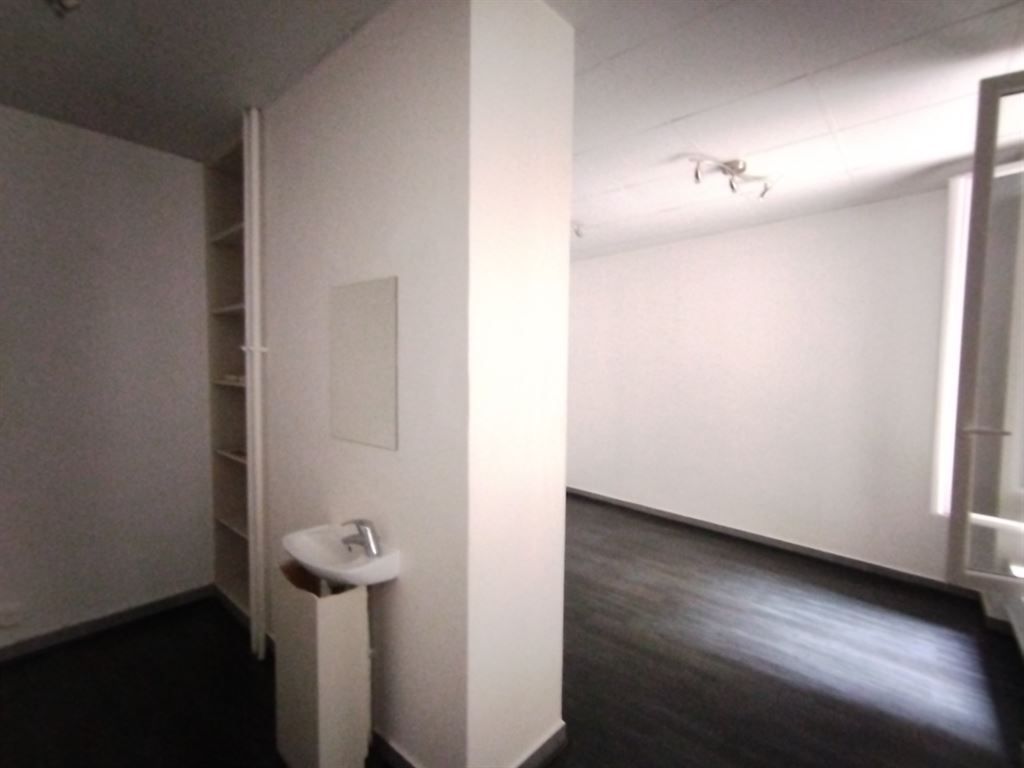 commerce en location sur PARIS (75015)