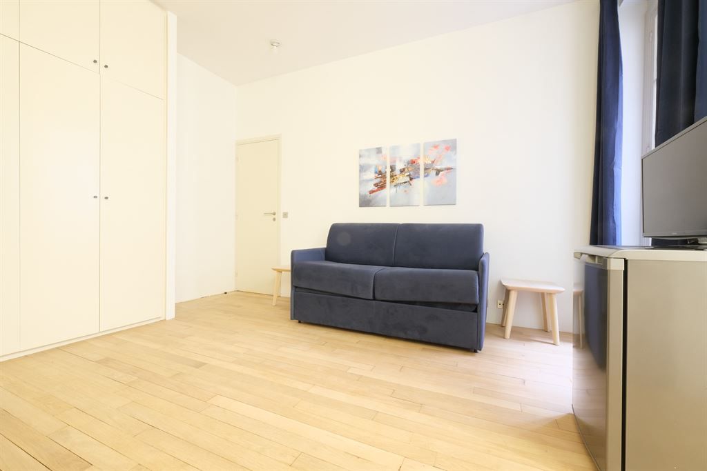 studio en location sur PARIS (75005)