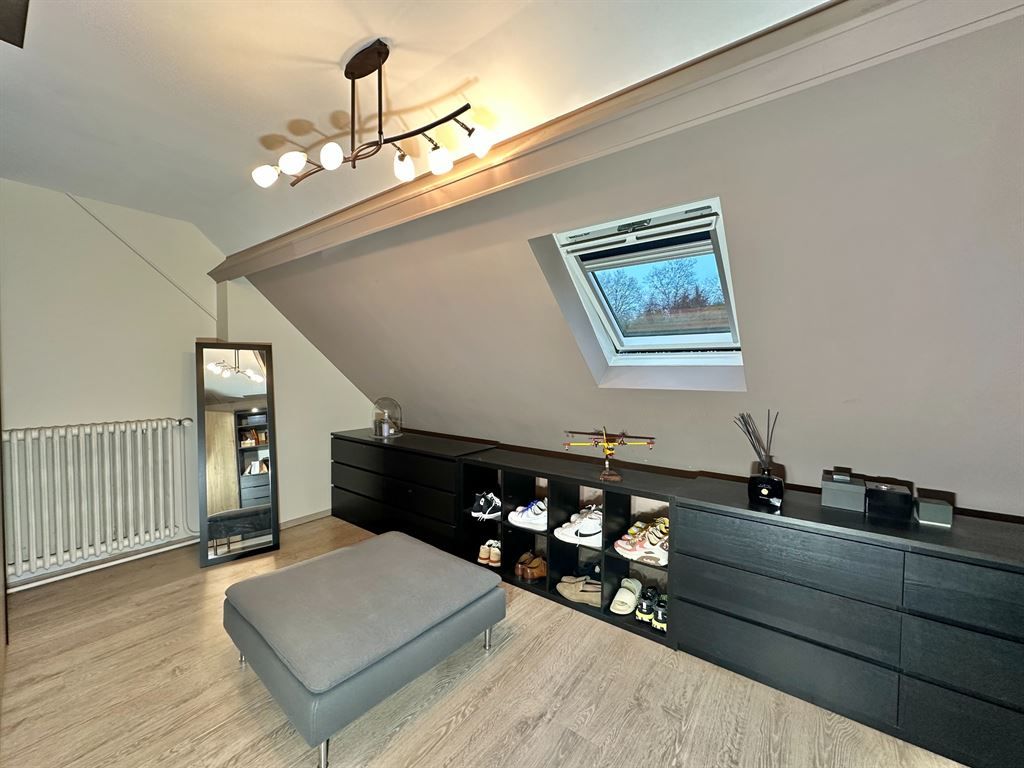 maison 10 pièces en vente sur CHESSY (77700)
