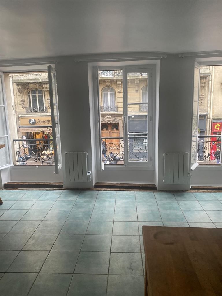 apartment 1 room for rent on PARIS (75018)