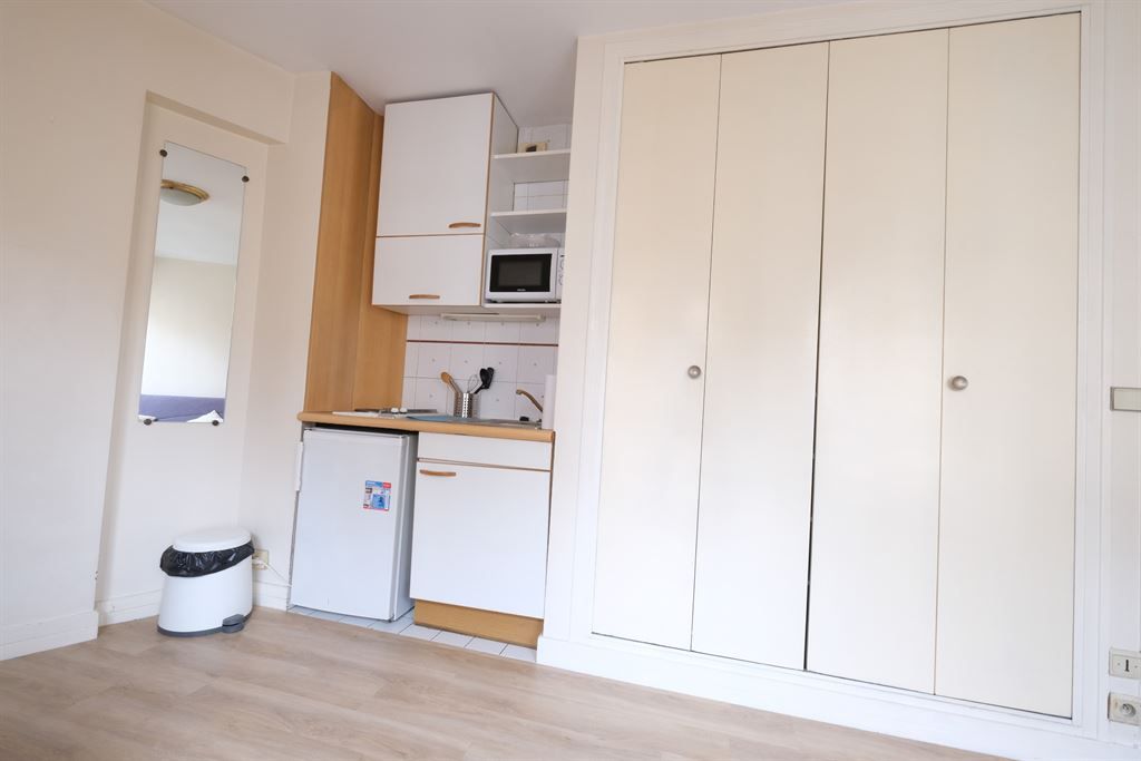 studio en location sur PARIS (75005)