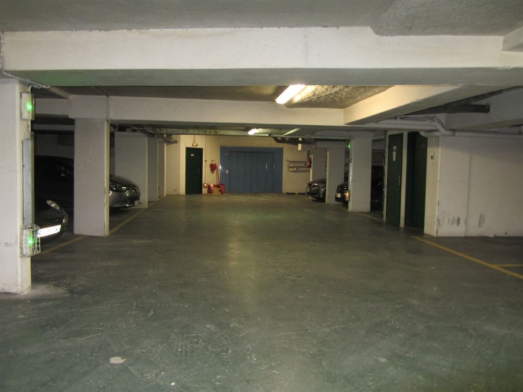 parking space for sale on PARIS (75005)