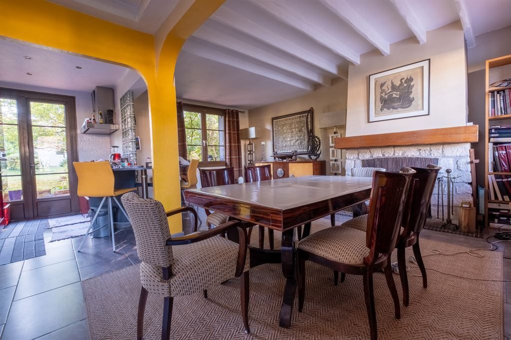 house 6 rooms for sale on YERRES (91330)