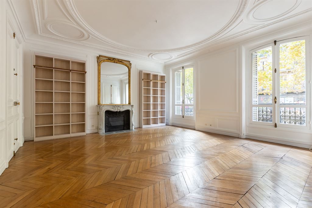 apartment 7 rooms for sale on PARIS (75006)