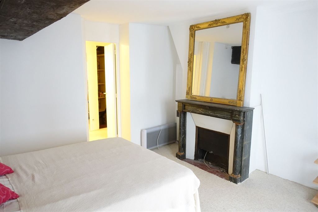 apartment 2 rooms for rent on PARIS (75006)