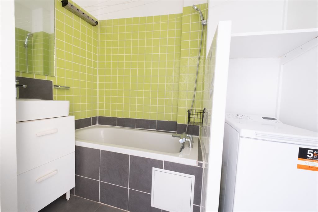 apartment 3 rooms for sale on PARIS (75013)