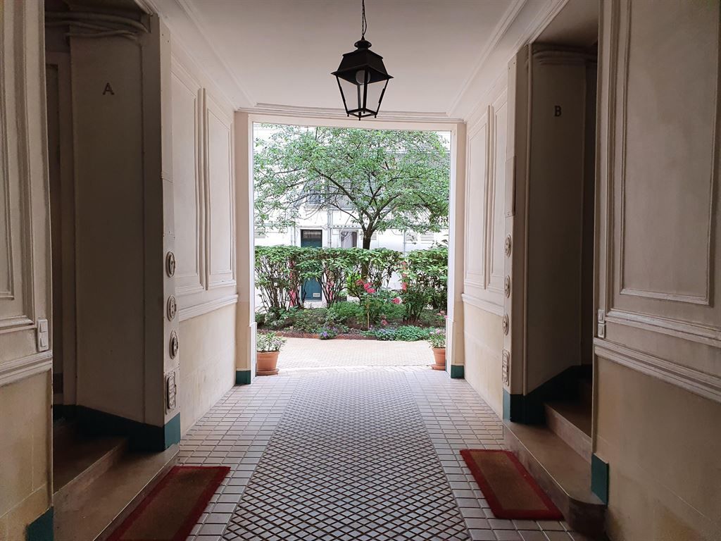 apartment 2 rooms for sale on PARIS (75005)