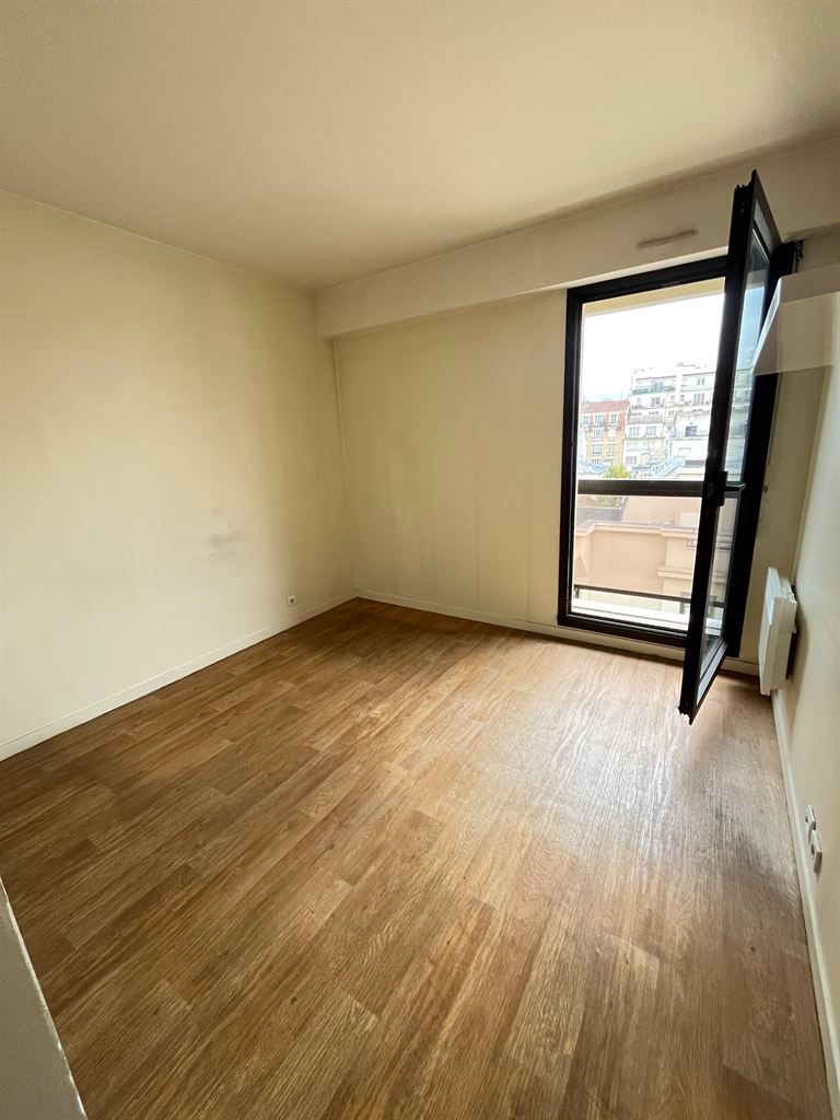 apartment 2 rooms for sale on PARIS (75020)