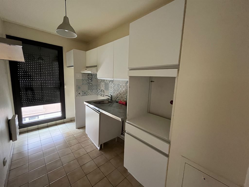 apartment 2 rooms for sale on PARIS (75020)