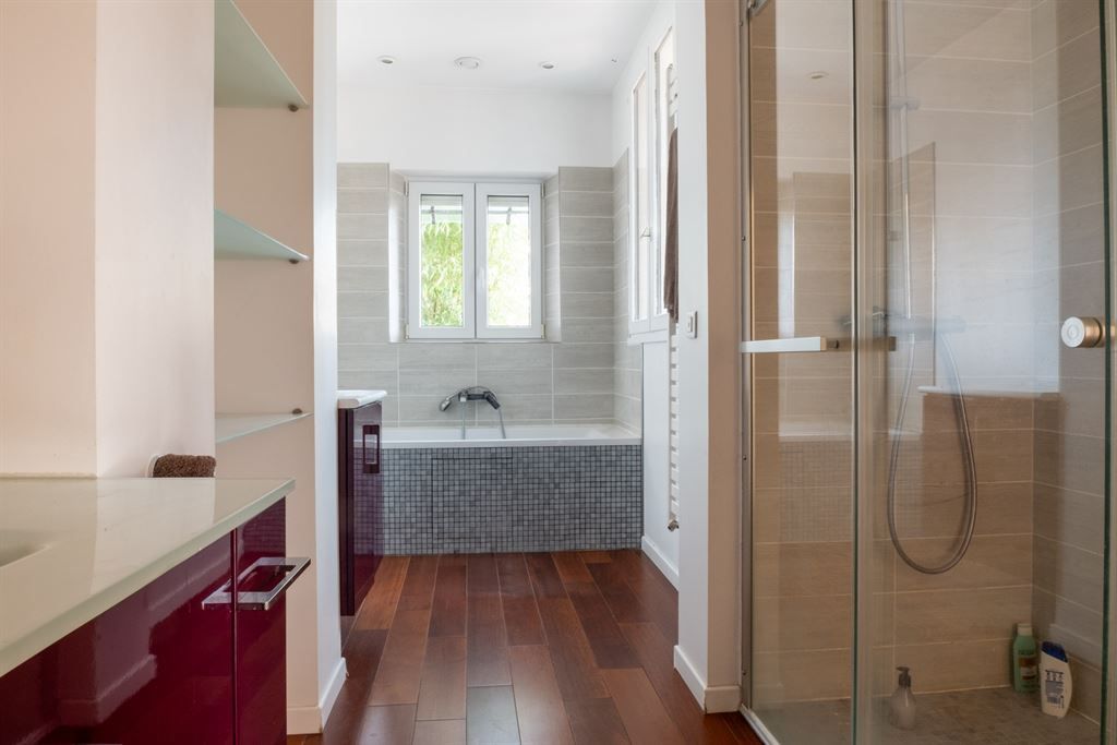 house 6 rooms for sale on IVRY SUR SEINE (94200)