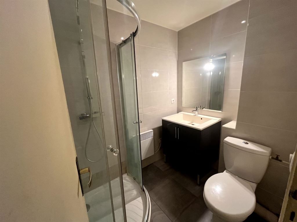 studio en location sur PARIS (75005)