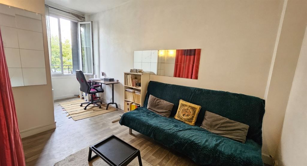 apartment 1 room for sale on IVRY SUR SEINE (94200)