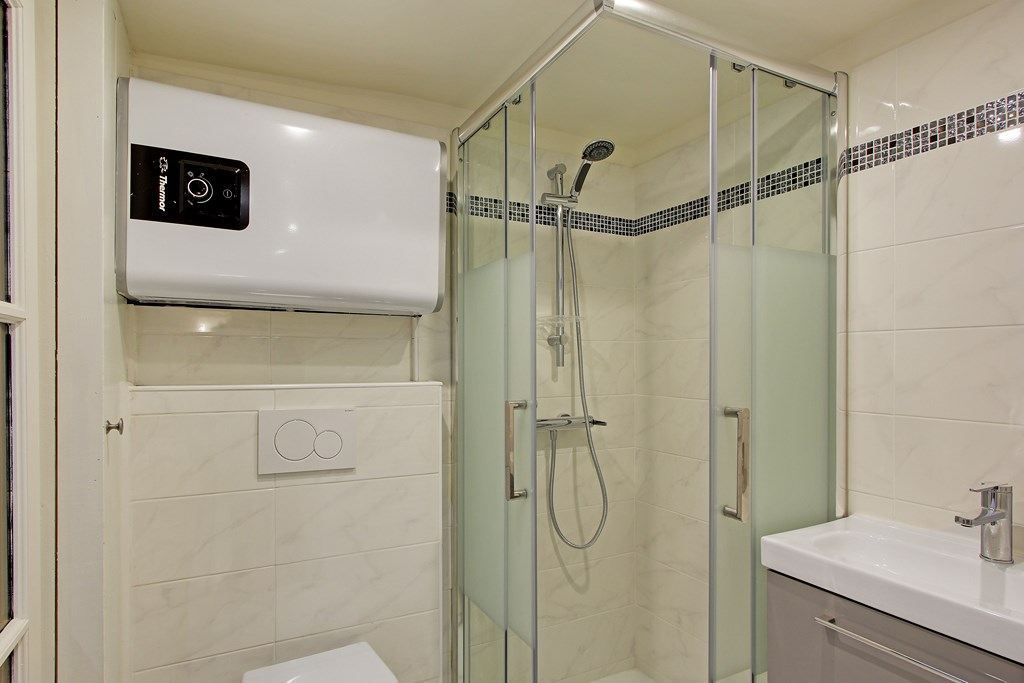 studio en location sur PARIS (75006)