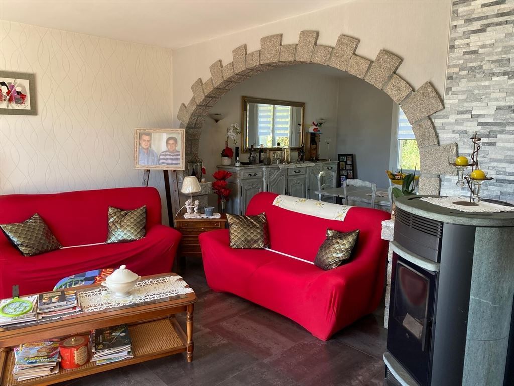 maison 6 pièces en vente sur AILLIERES BEAUVOIR (72600)