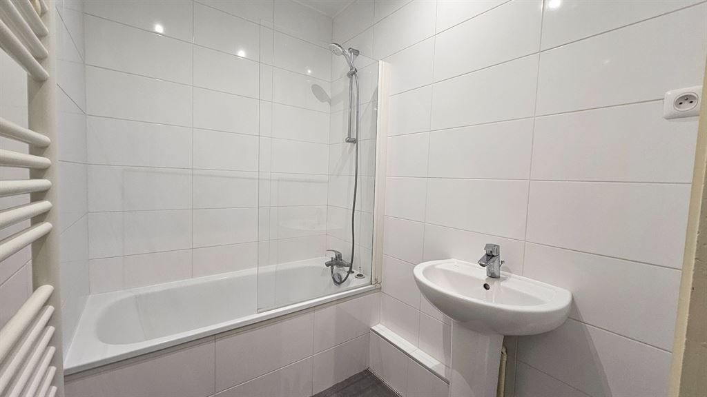 appartement 2 pièces en location sur PARIS (75020)