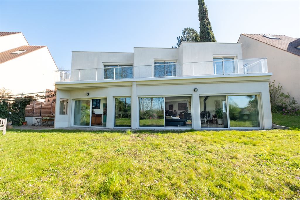 maison 7 pièces en vente sur MARGENCY (95580) - Plus de details