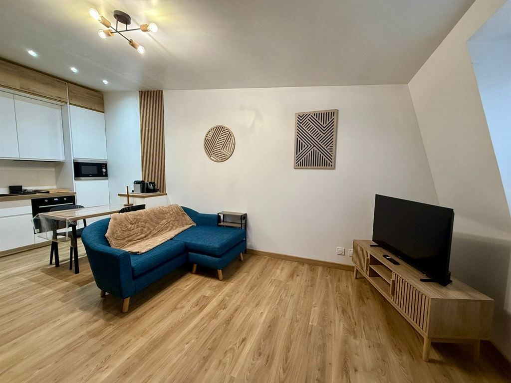 studio for rent on CHEVILLY LARUE (94550) - See details