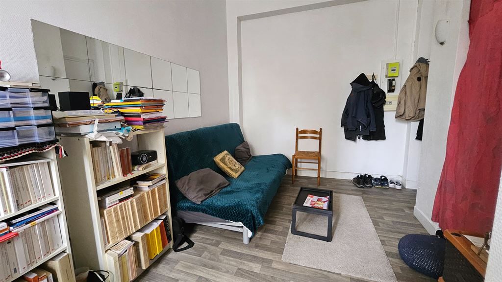 apartment 1 room for sale on IVRY SUR SEINE (94200) - See details